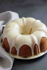 Easy Lemon Bundt Cake Recipe – The Best Moist & Delicious Lemon Cake