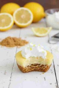 Mini Lemon Pies – Easy Lemon Dessert Recipe with Fresh Lemons & Buttery Crust
