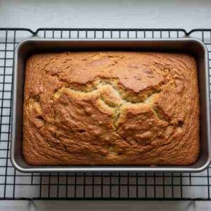 Easy Homemade Apple Spice Cake Recipe: Moist and Fluffy