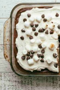 Easy No Bake S’mores Icebox Cake Recipe – Creamy Chocolate Marshmallow Dessert (Perfect Make Ahead Treat)