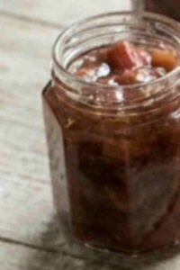 Easy Homemade Rhubarb Jam Recipe with Fresh Rhubarb and Simple Ingredients for Beginners