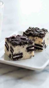 Easy Oreo Fudge Recipe — Cookies and Cream (3 Ingredients!)