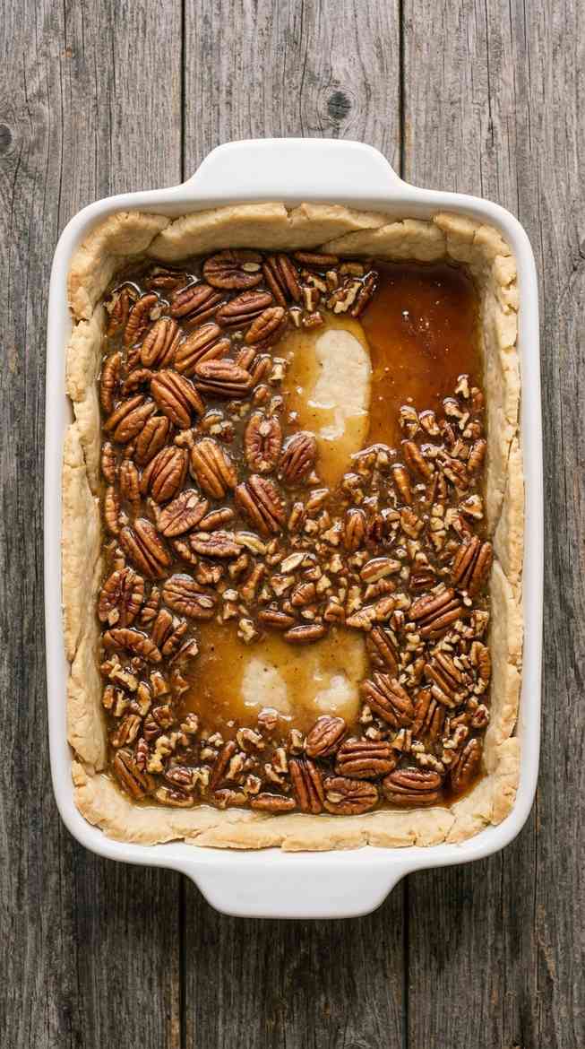 pecan-pie-cobbler-process-step-4-first-filling-layer