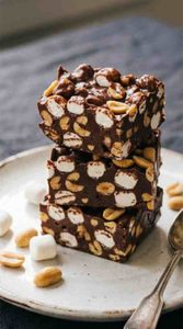 Rocky Road Fudge Recipe (Easy, No Stovetop, Ready in 10 Minutes!)